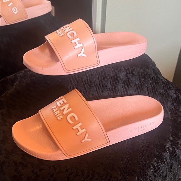 Givenchy, 38 EU/ 7,5 US, Blush Pink Slide Sandals - Picture 4 of 16